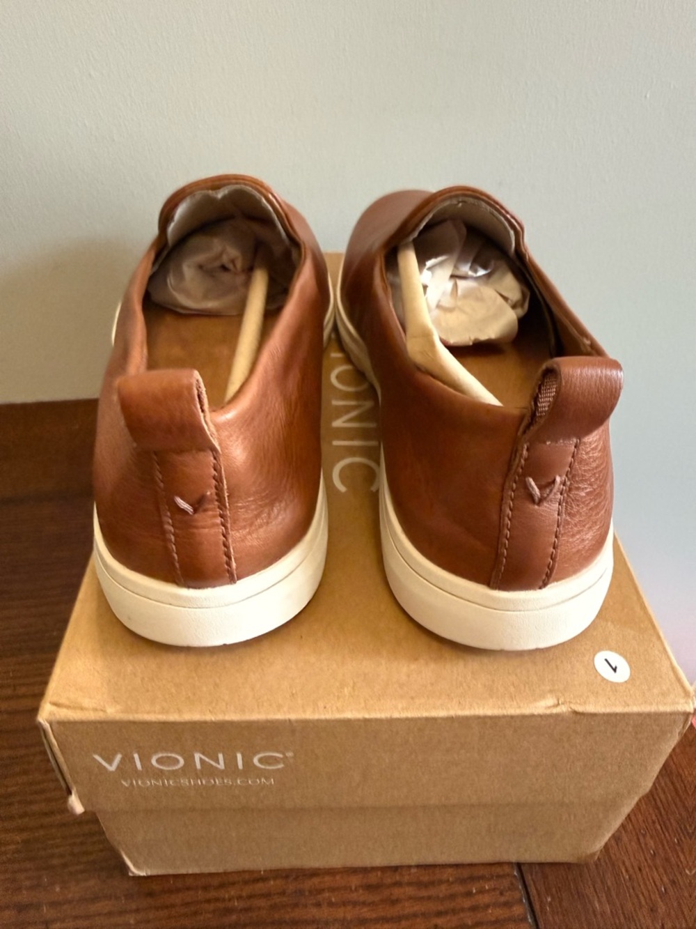 Vionic Uptown Willa Slip-On Leather Loafers Brown Tan 8.5 wide - Picture 5 of 7